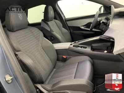 Peugeot 3008 Hybrid 145 e-DCS6 GT (2025) - Photo 9
