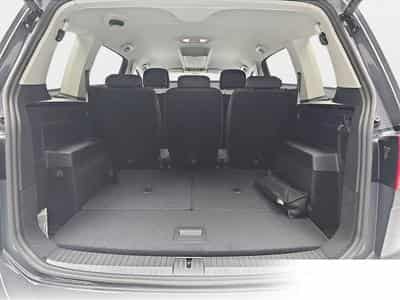 VW Touran (2026) - Photo 13