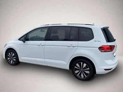 VW Touran (2025) - Photo 3