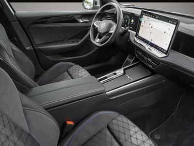 VW Passat (2025) - Foto 6