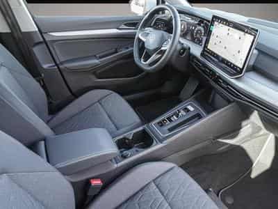 VW Golf (2025) - Photo 6