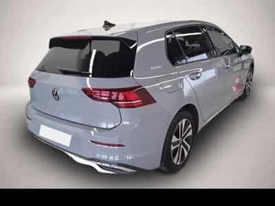 VW Golf (2025) - Photo 2