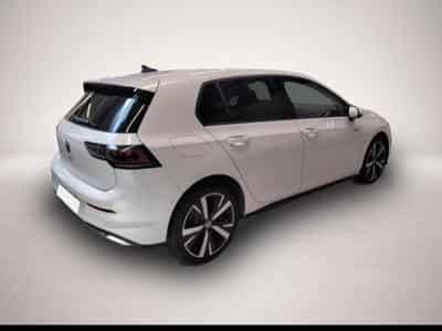 VW Golf (2025) - Photo 2