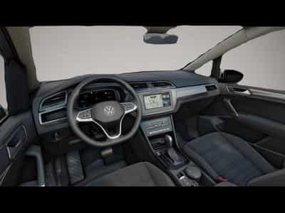 VW Touran (2025) - Photo 3