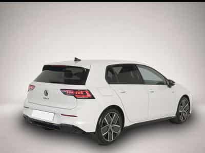 VW Golf (2025) - Photo 4