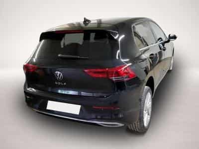 VW Golf (2024) - Photo 2