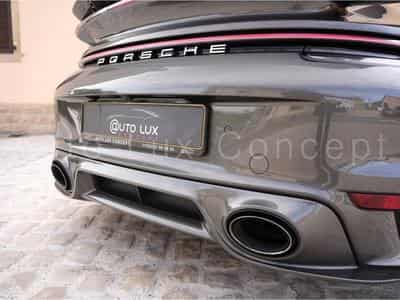Porsche 911 911 Turbo S Coupé (2021) - Photo 10