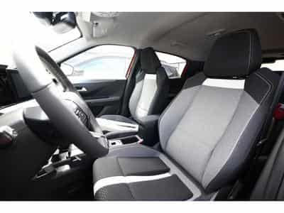 Opel Frontera 1.2 Hybride 145 e-DC6 GS (2025) - Photo 6