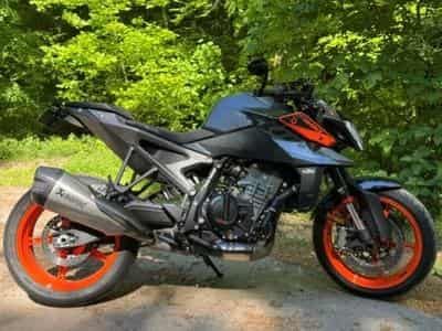 KTM Duke 990 (2025) - Foto 1