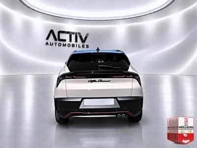 Alfa-Romeo JUNIOR 1.2 IBRIDA 145 SPECIALE E-DCT6 (2026) - Foto 6