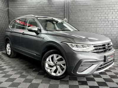 VW Tiguan Life 1.5 TSI 150 CV DSG7 * 7 PLACES *ATTELAGE* *HAYON* (2025) - Foto 4