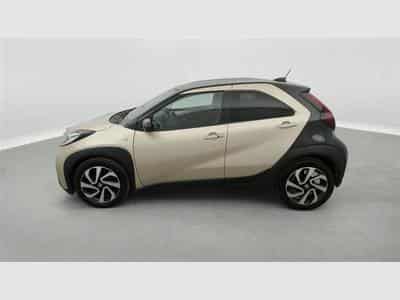Toyota Aygo 1.0i VVT-i X pulse CARPLAY / FULL LED / CAMERA / JA 17" (2023) - Photo 3