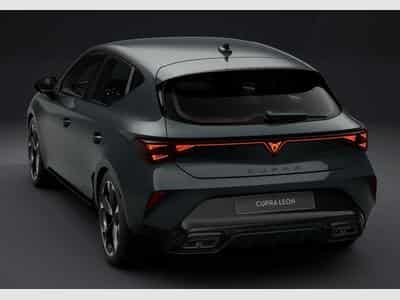 Cupra Leon DSG EdgeP SHZ (2026) - Photo 5