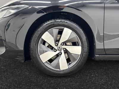 VW Passat Variant (2025) - Photo 5