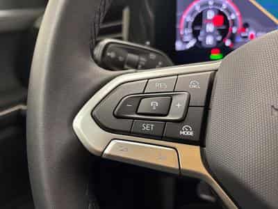 VW Passat Variant (2025) - Photo 13