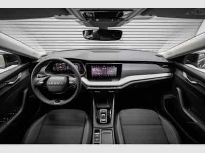 Skoda Octavia Kombi 1,5 TSI (2026) - Foto 6