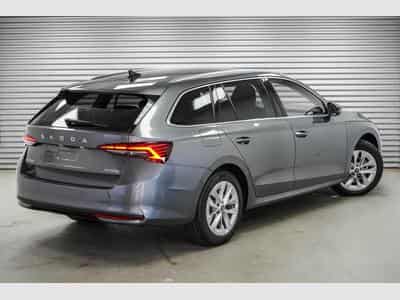 Skoda Octavia Kombi 1,5 TSI (2026) - Foto 3