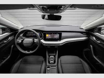 Skoda Octavia Kombi 1,5 TSI (2026) - Foto 6