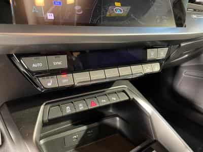 Audi A3 SPORTBACK 30 TFSI 110 STRONIC S-LINE VIRTUAL COCKPIT (2022) - Photo 6