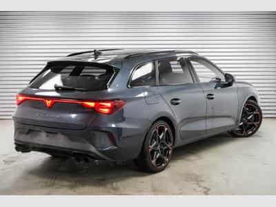 Cupra Leon ST 2,0 TSI (2025) - Photo 2