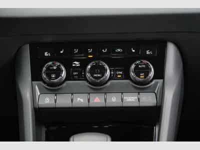 Skoda Karoq 1.5 TSI DSG (2026) - Foto 13