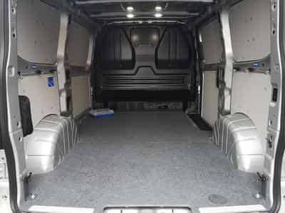 VW e-Transporter Kasten BEV 100 kW RWD KR (2026) - Foto 8