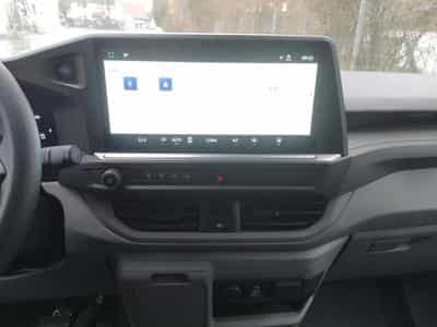 VW T7 BEV 100 kW RWD KR (2026) - Foto 7