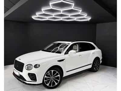 Bentley Bentayga 4.0 V8 S CARBON (2023) - Photo 1