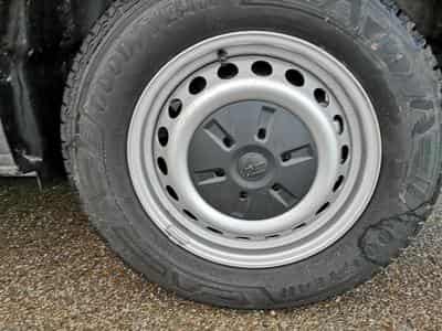 VW T7 BEV 100 kW RWD LR (2026) - Photo 3