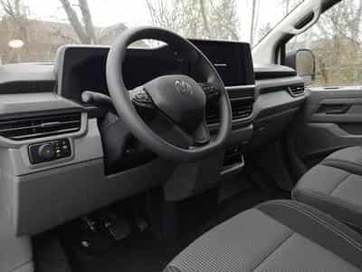 VW T7 BEV 100 kW RWD LR (2026) - Photo 5