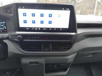 VW T7 BEV 100 kW RWD LR (2026) - Photo 7