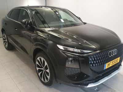 Audi Q3 Sprtsback S-Line interior (2026) - Photo 1