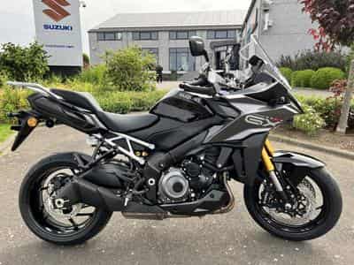 Suzuki GSX-S 1000 GX (2026) - Foto 1