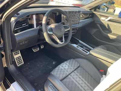 VW Passat Variant 2.0 TSI 150 kW R-Line (2025) - Photo 1