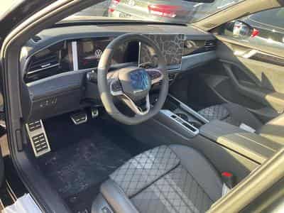 VW Passat Variant 2.0 TDI 142 kW 4Motion R-Line (2025) - Photo 1