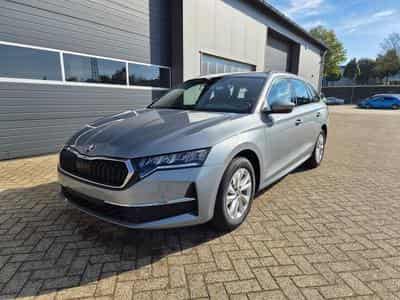 Skoda Octavia 1.5 TSI 150PS (2026) - Foto 1