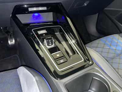 VW Golf R VIII 4 MOTION 2.0 TSI 320CV (2023) - Photo 10