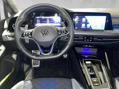 VW Golf R VIII 4 MOTION 2.0 TSI 320CV (2023) - Photo 6