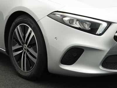 Mercedes A 180 d Progressive LED+Ambi+MBUX+Apple (2021) - Photo 9