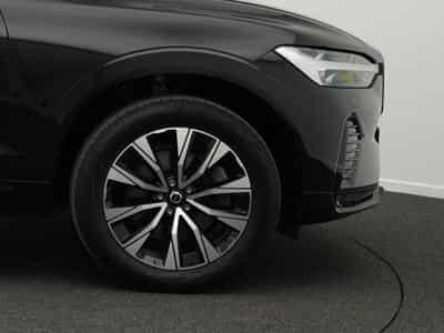 Volvo XC60 XC 60 B4 2WD Plus Dark (2023) - Photo 8