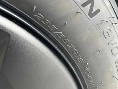 Tires – 18 - Photo 1