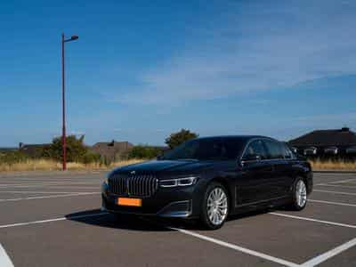 BMW 740 (2019) - Photo 1