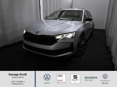 Skoda Octavia Octavia Combi 2.0 TDI DSG Sportline - AHK, Pano, (2025) - Foto 1