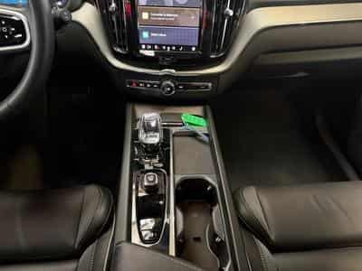 Volvo XC60 B5 Black Edition Plus / Essence (2025) - Foto 11