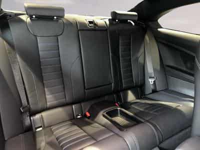 BMW 220 220i Coupé M-Sport (2024) - Foto 12