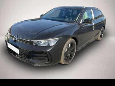 VW Passat (2025) - Photo 1