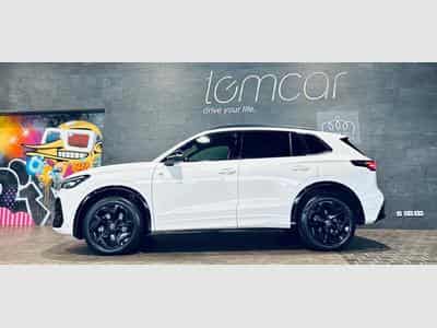 VW Tiguan TIGUAN R-LINE TDI 4MOTION DSG (2024) - Foto 1