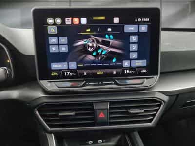 Seat Leon -26% 2.0 TDI 115cv +MIRRORLINK+CAM+LED+Options (2025) - Photo 11