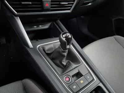 Seat Leon -26% 2.0 TDI 115cv +MIRRORLINK+CAM+LED+Options (2025) - Photo 13