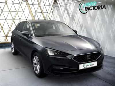Seat Leon -26% 2.0 TDI 115cv +MIRRORLINK+CAM+LED+Options (2025) - Photo 2